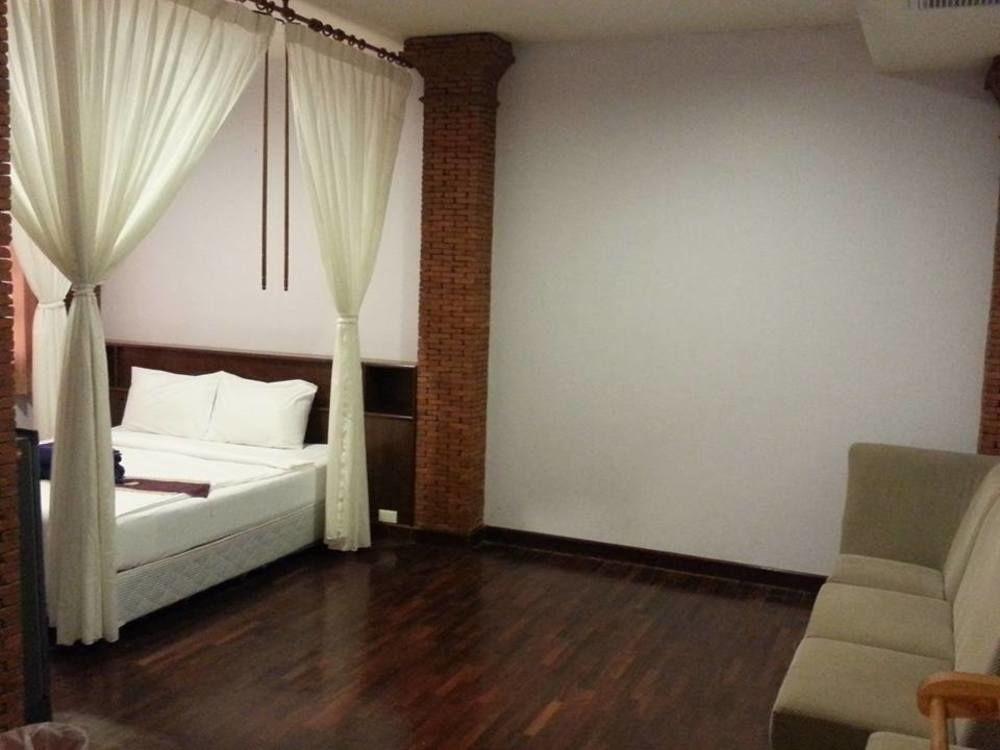 Boom Boom Beach Resort Laem Sing Chanthaburi Exterior foto