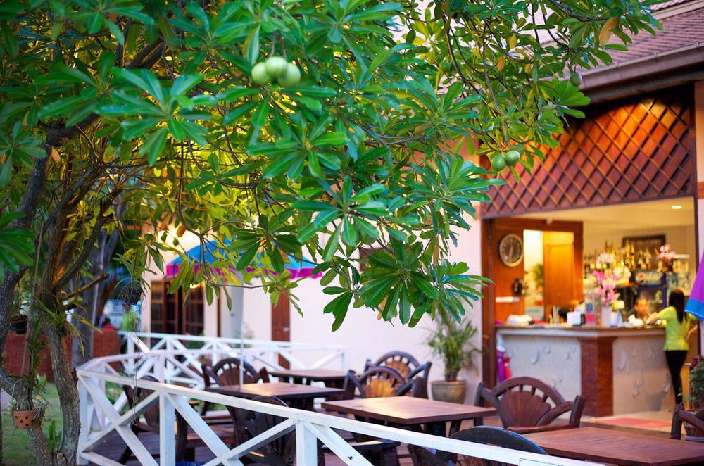 Boom Boom Beach Resort Laem Sing Chanthaburi Exterior foto