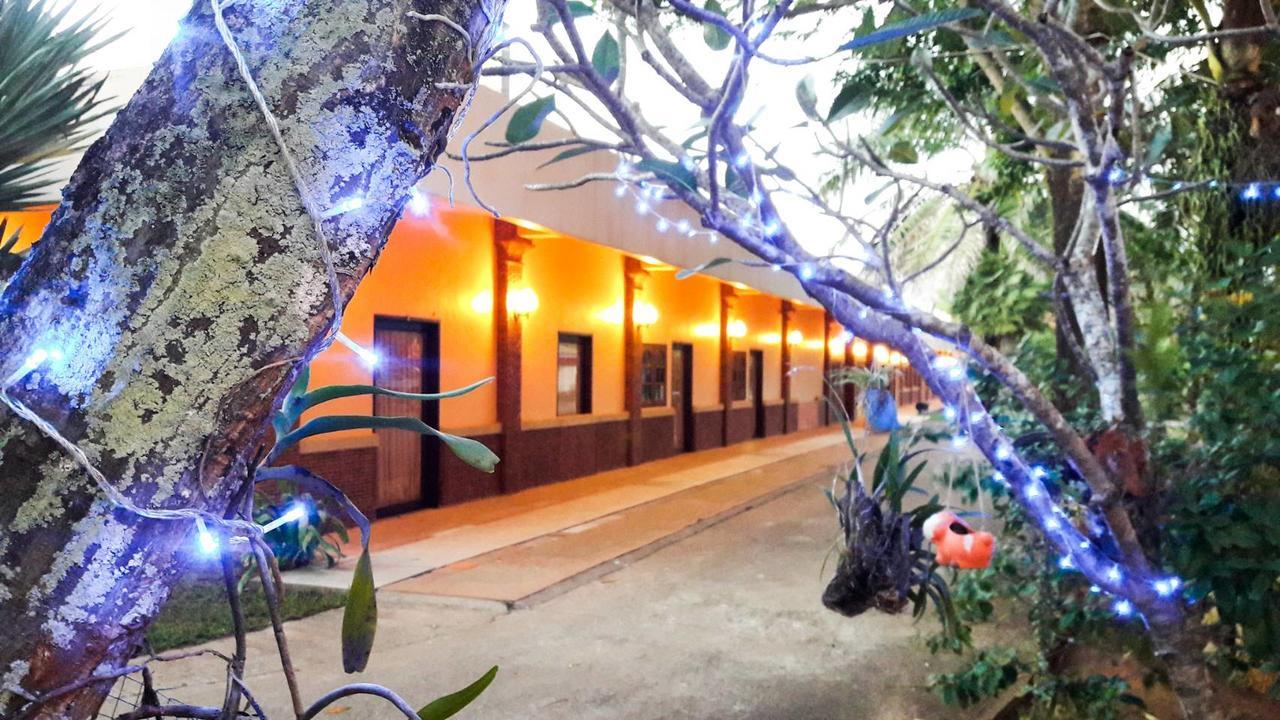 Boom Boom Beach Resort Laem Sing Chanthaburi Exterior foto