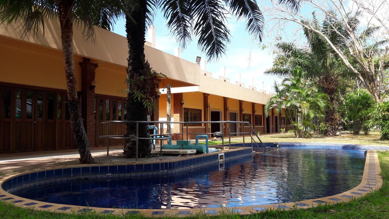 Boom Boom Beach Resort Laem Sing Chanthaburi Exterior foto