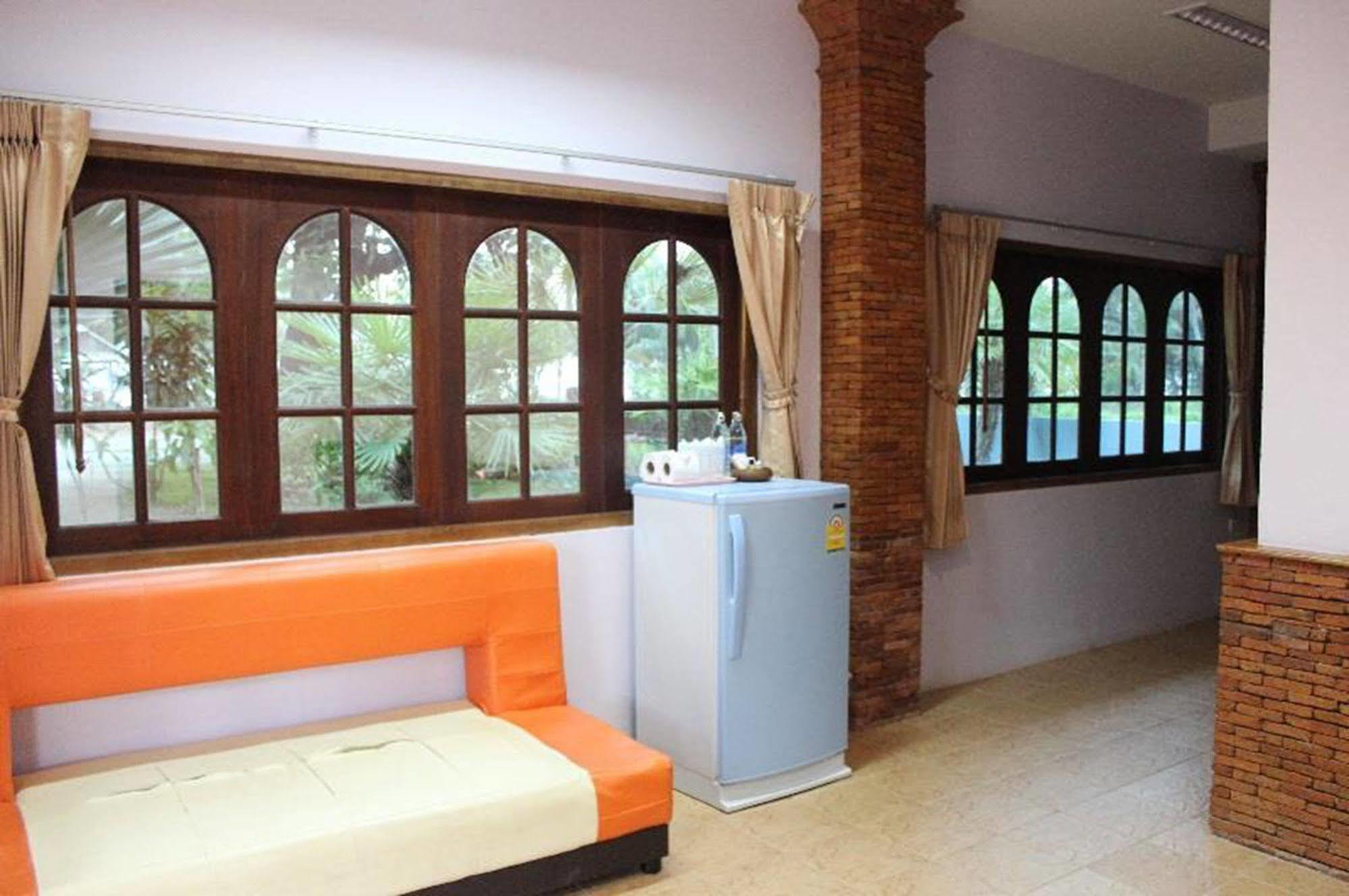 Boom Boom Beach Resort Laem Sing Chanthaburi Exterior foto